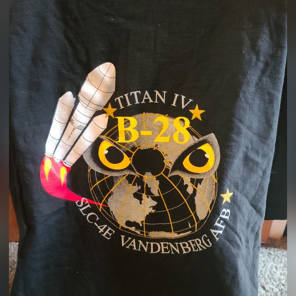 NEW Titan IV B-28 collectible men's black t-shirt - Picture 4 of 5